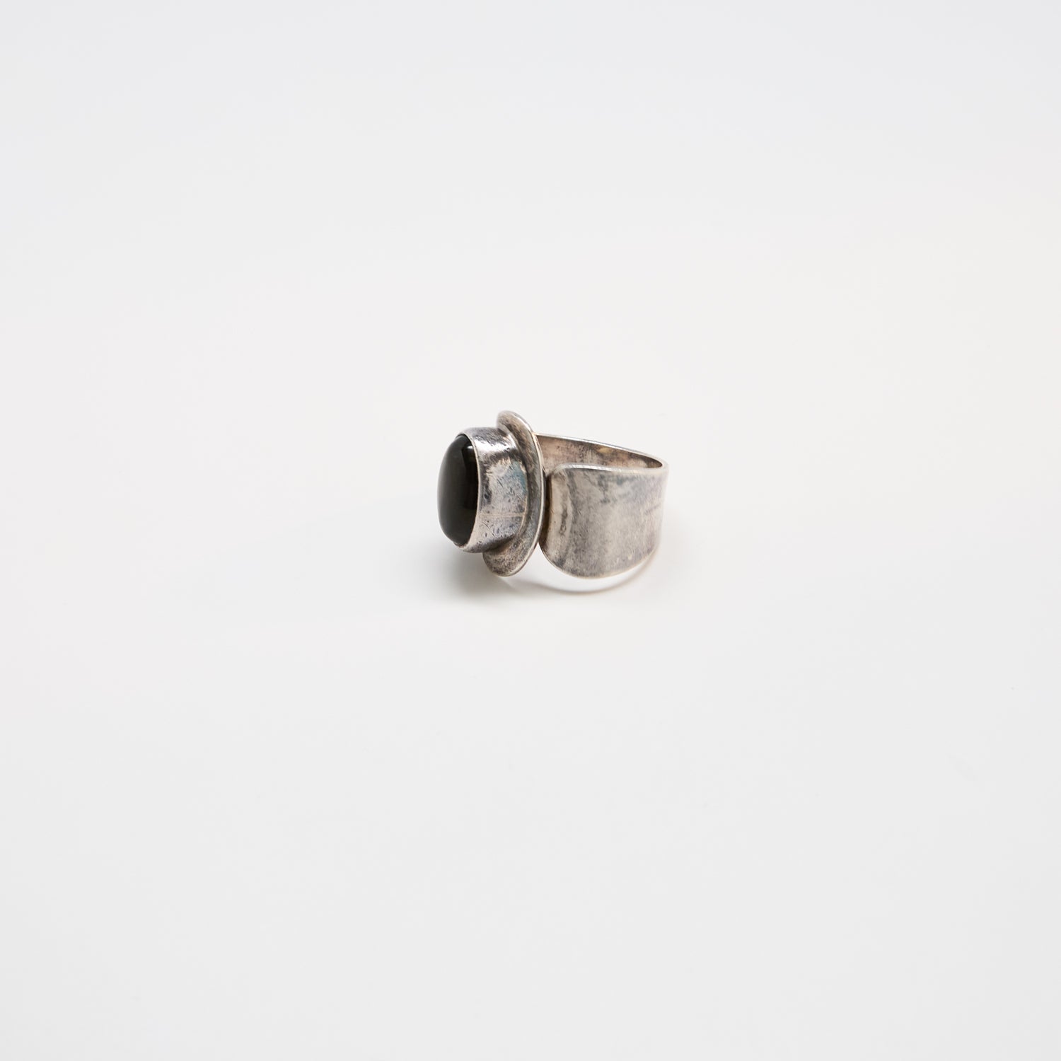 Vintage Abstract Black and Silver Statement Ring